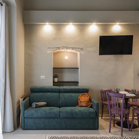 Almica24 Hotel Бари Екстериор снимка
