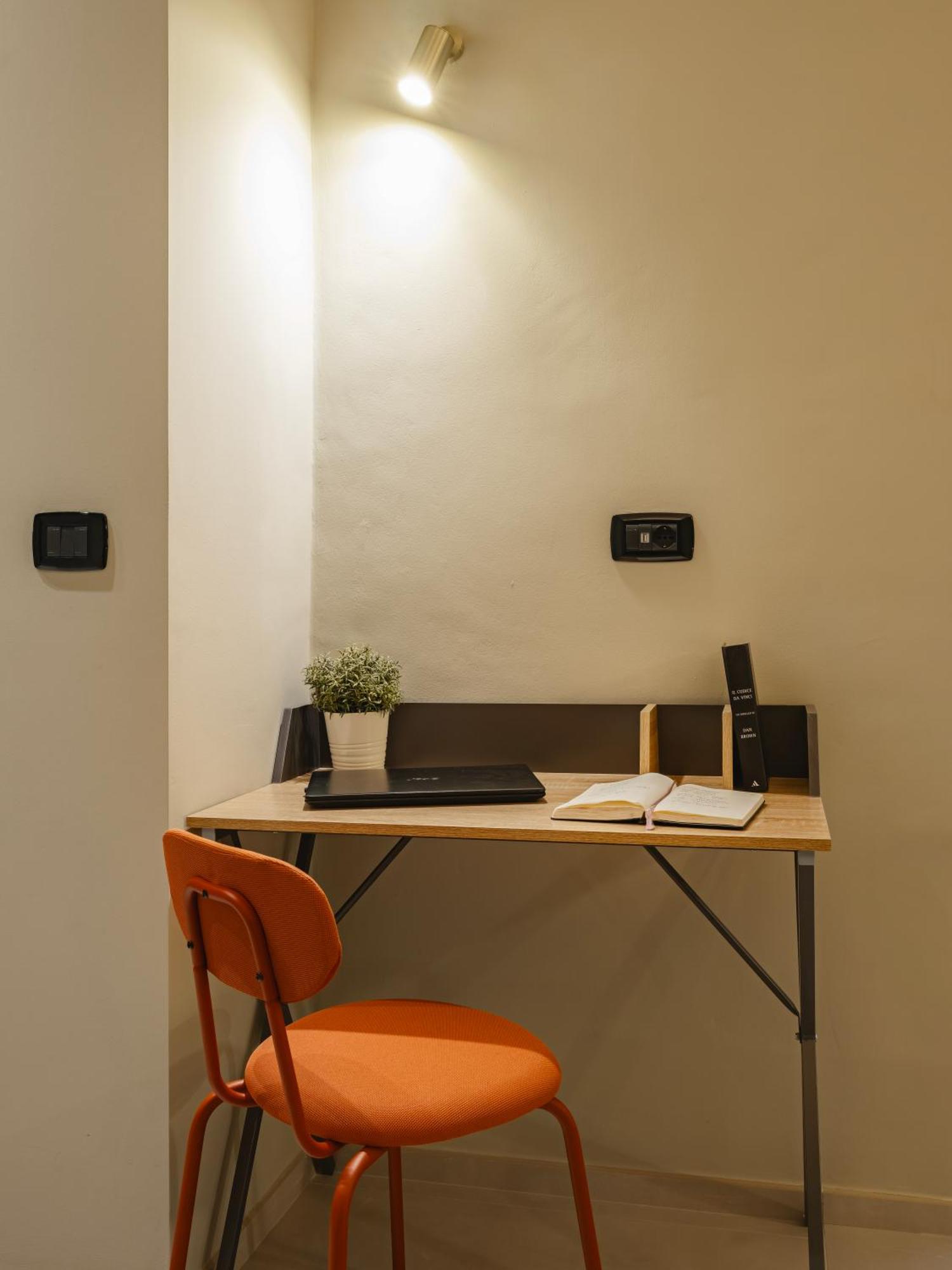 Almica24 Hotel Бари Екстериор снимка