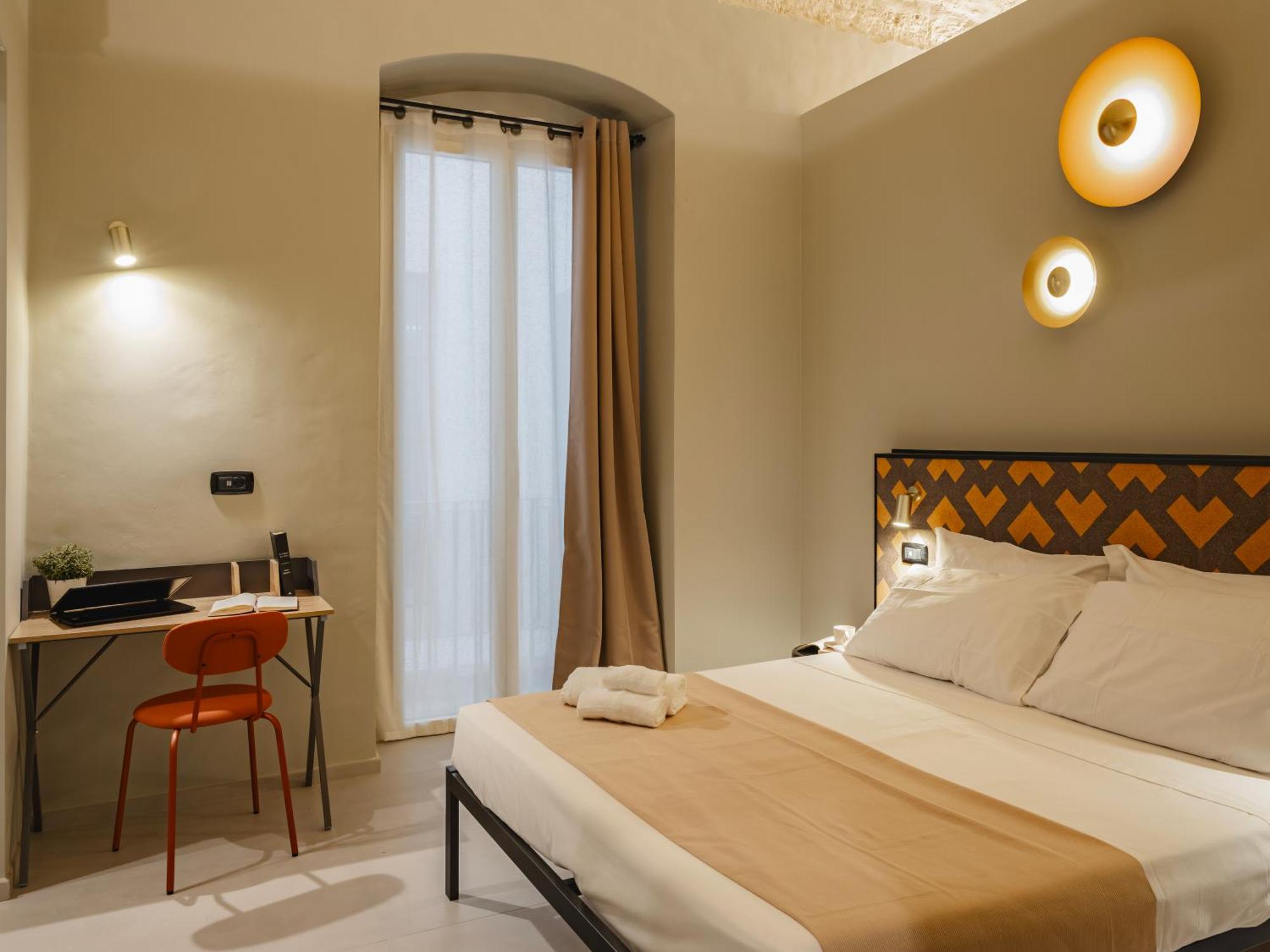 Almica24 Hotel Бари Екстериор снимка