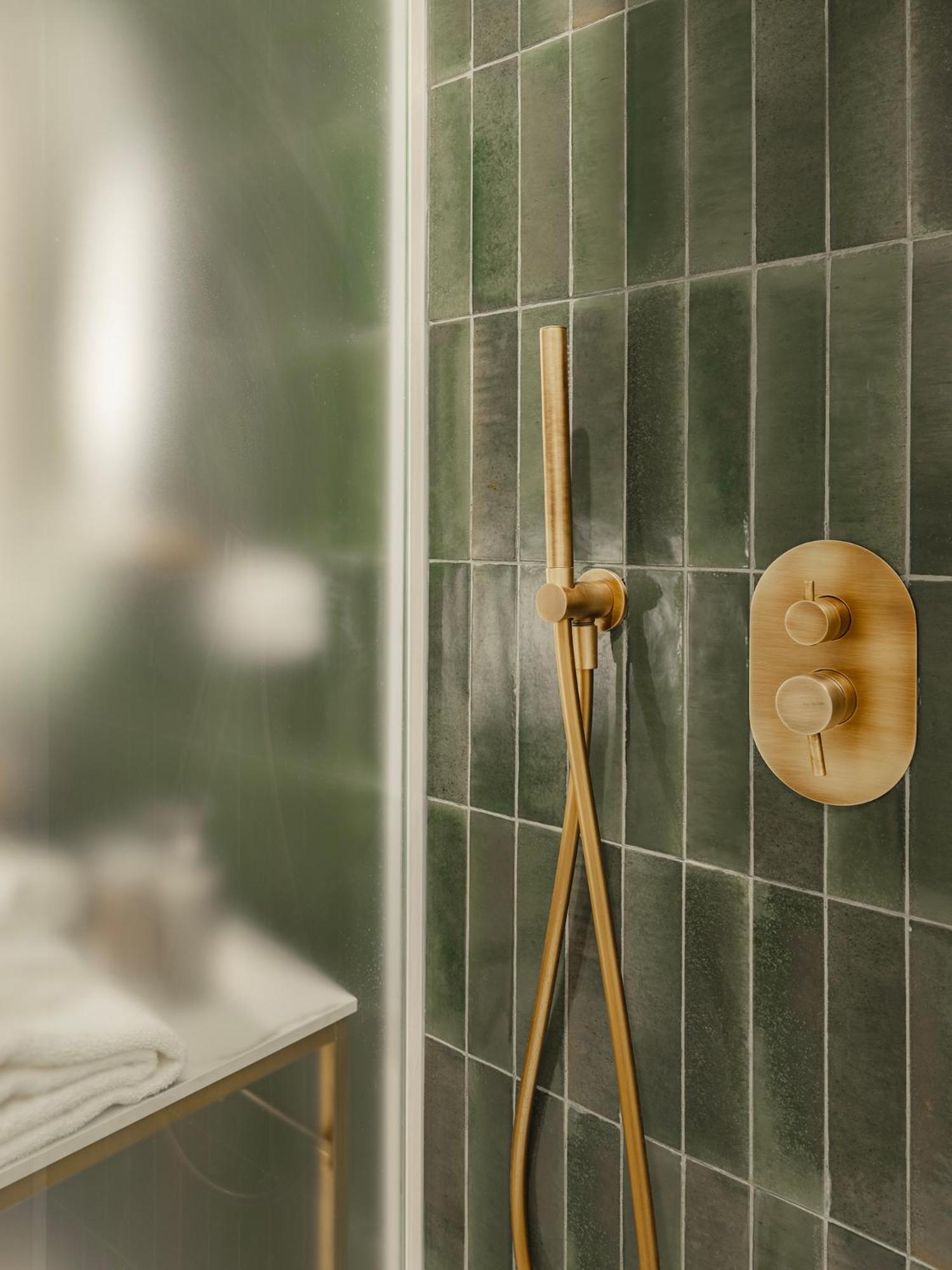 Almica24 Hotel Бари Екстериор снимка