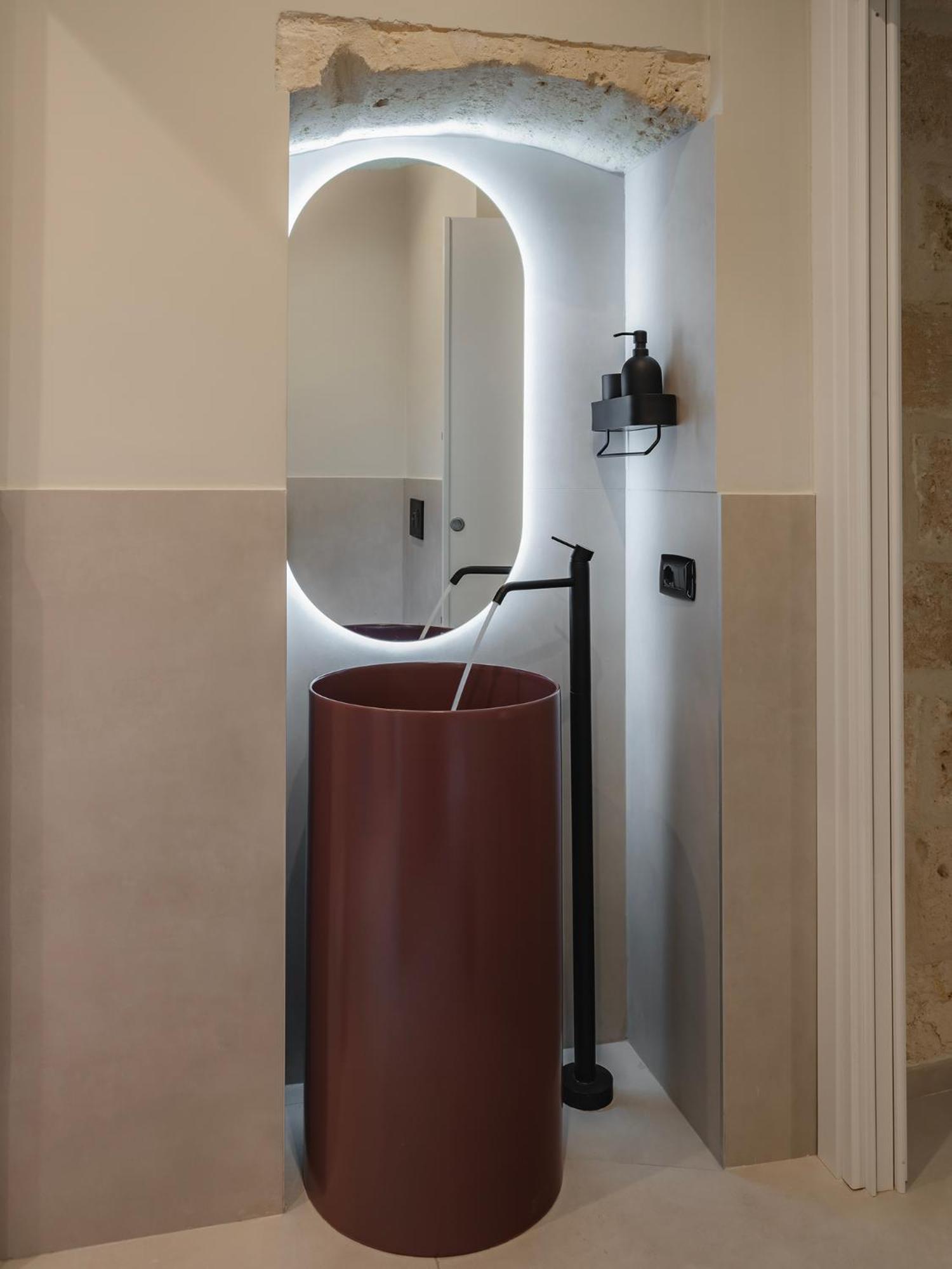 Almica24 Hotel Бари Екстериор снимка